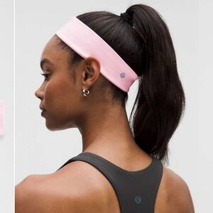 NWT Lululemon Womens Luxtreme Training Headband
Pink Organza